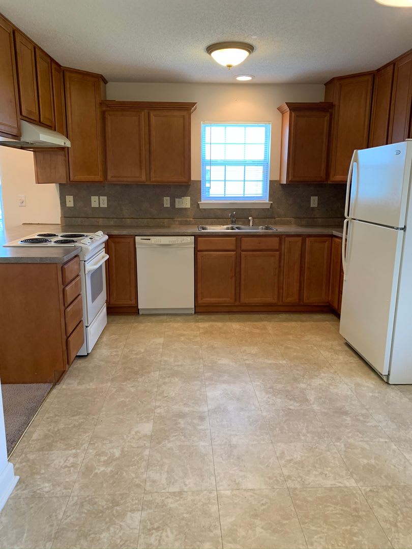 1348SF 2BR 2.5BA – photo 3
