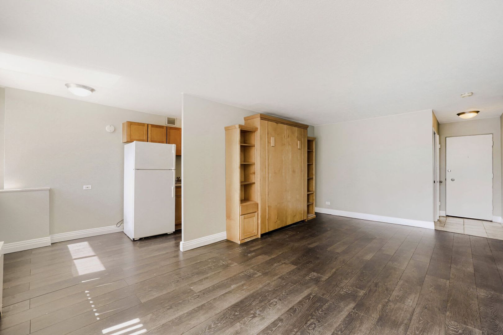 Gorgeous Capital hill studio condo – photo 2