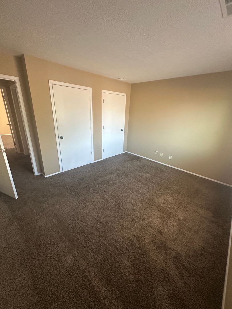 590 Stallion Road – photo 4