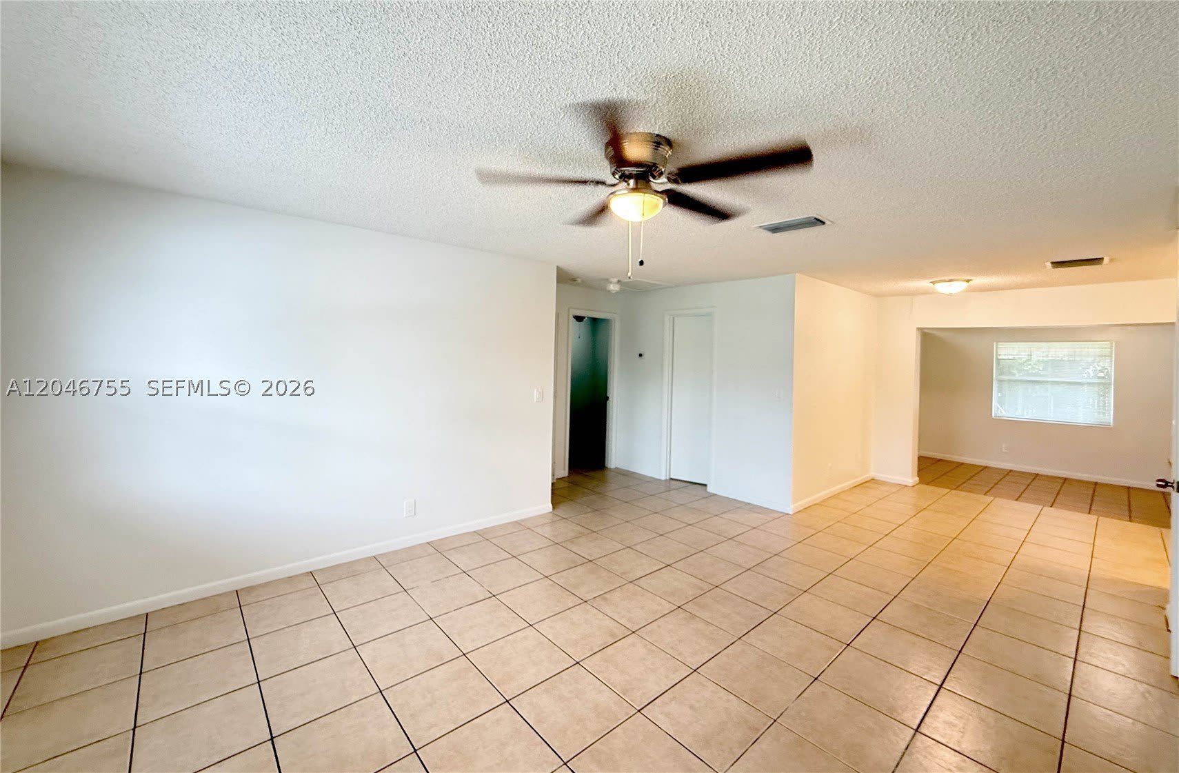 12096 Dolphin Dr – photo 3