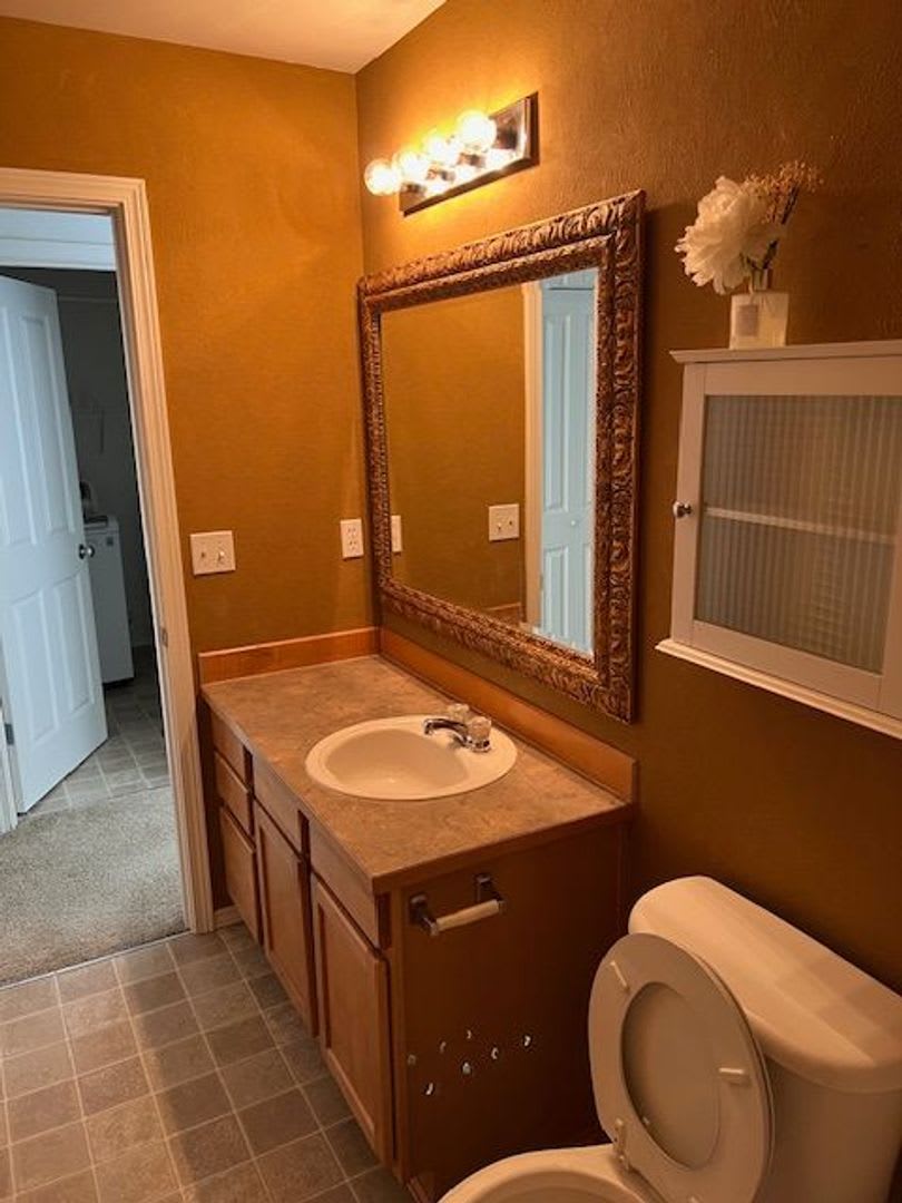 Lakeland Hills 2 Story, 4 Bed, 2.5 Bath Home in Gated Community – photo 5