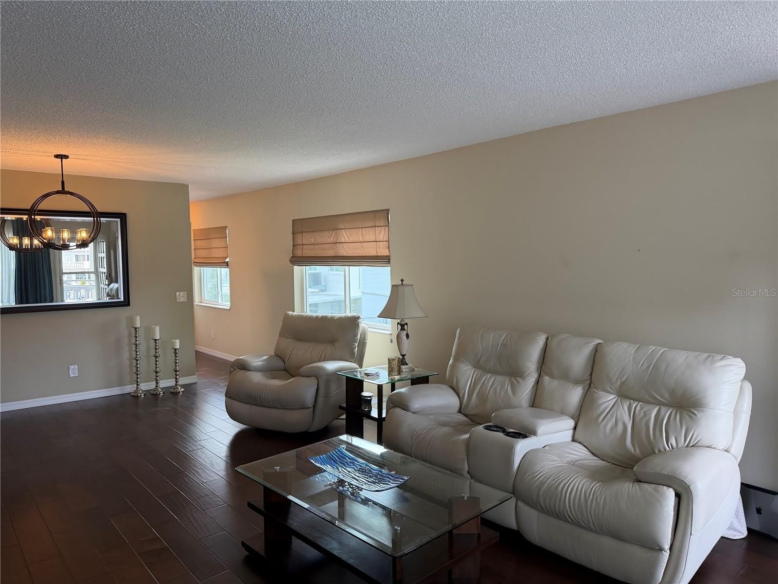 2426 ECUADORIAN Way – photo 4