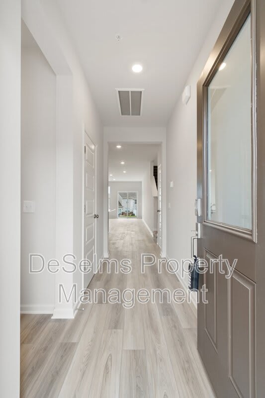 431 Alcott Way – photo 4