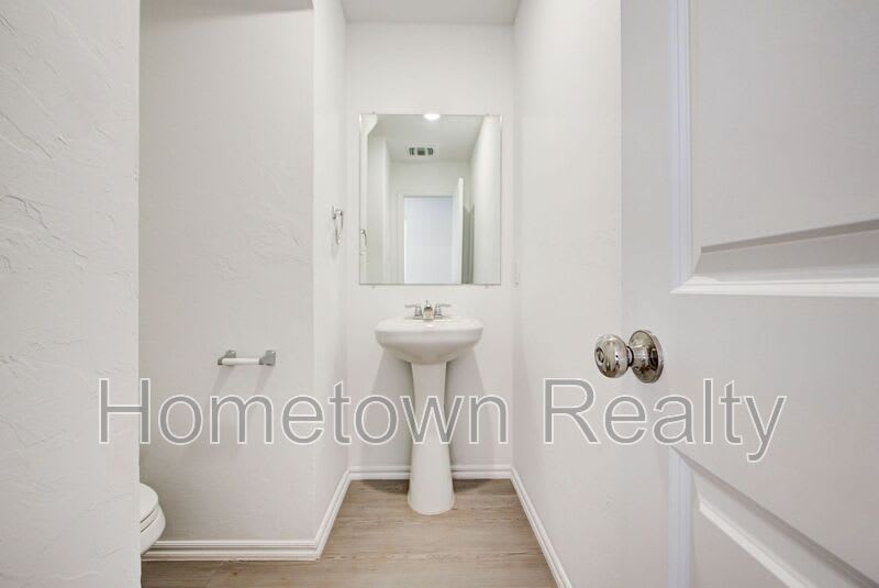3303 NW 149th Street – photo 5