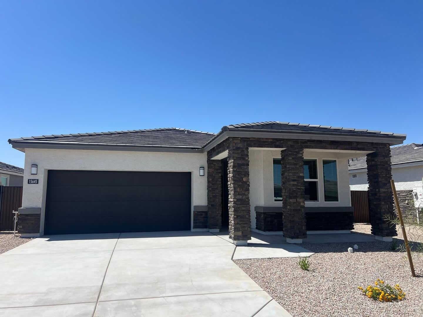 15645 W Desert Hollow – photo 1