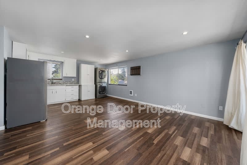 1613 Wheeler Street South – photo 3