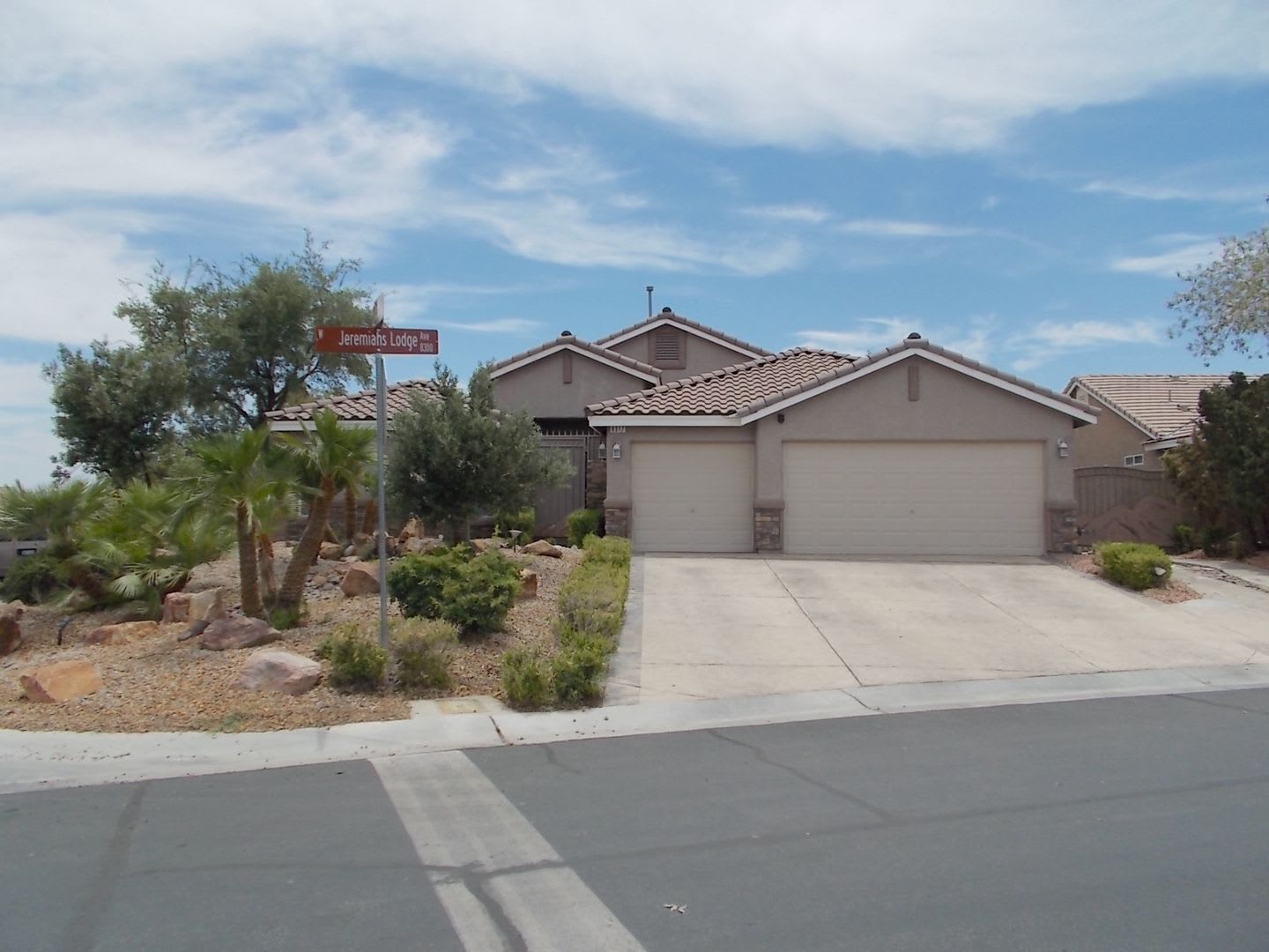 Stunning 4-Bedroom Ranch-Style Rental with Resort-Style Backyard! – photo 1
