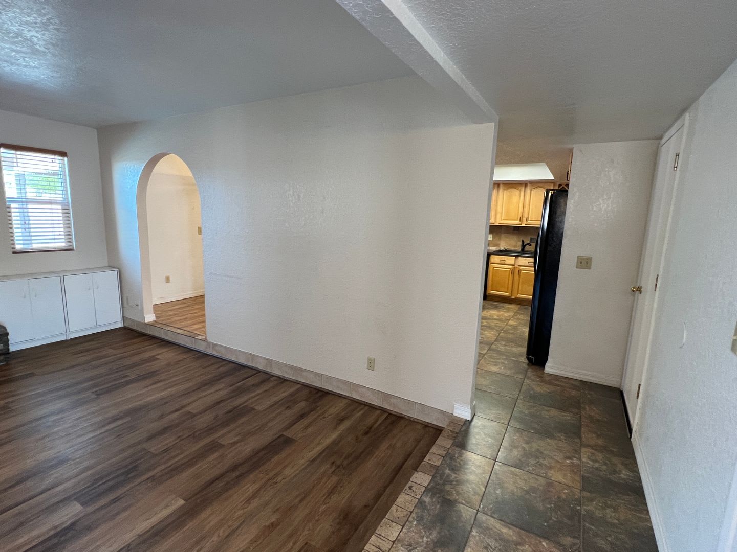 3 Bedroom Pool Home w/Solar – photo 4