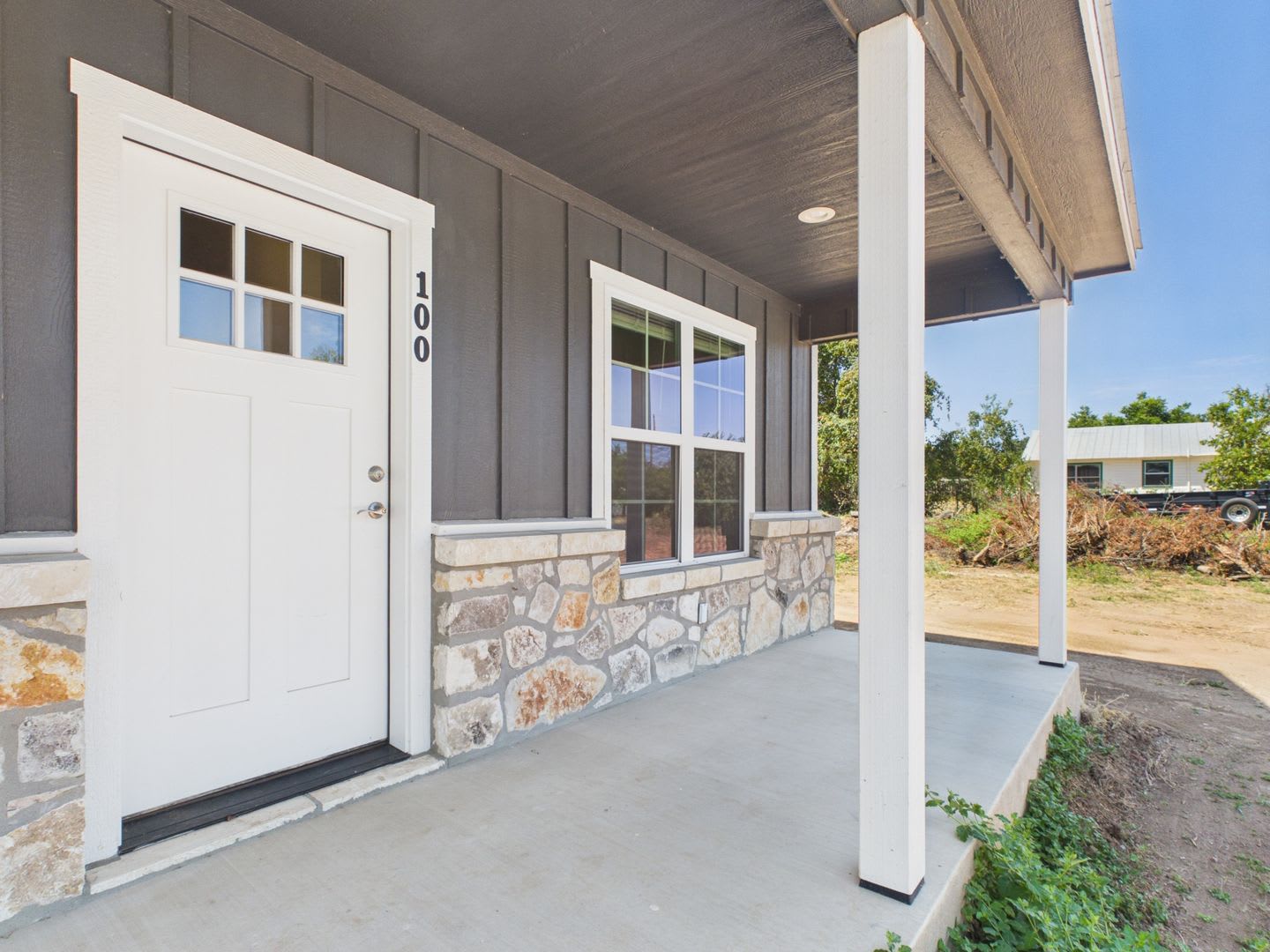 Move-In Ready 2BR Home with Washer/Dryer, Private Patio & Outdoor Storage – photo 3