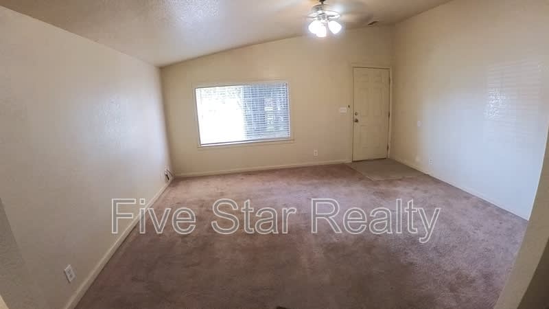 5957 WIGET AVENUE – photo 3