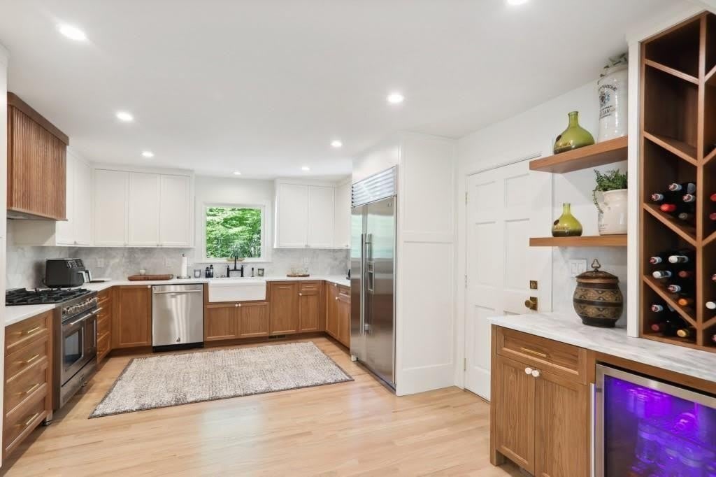 1007 Somerset Drive NW – photo 5