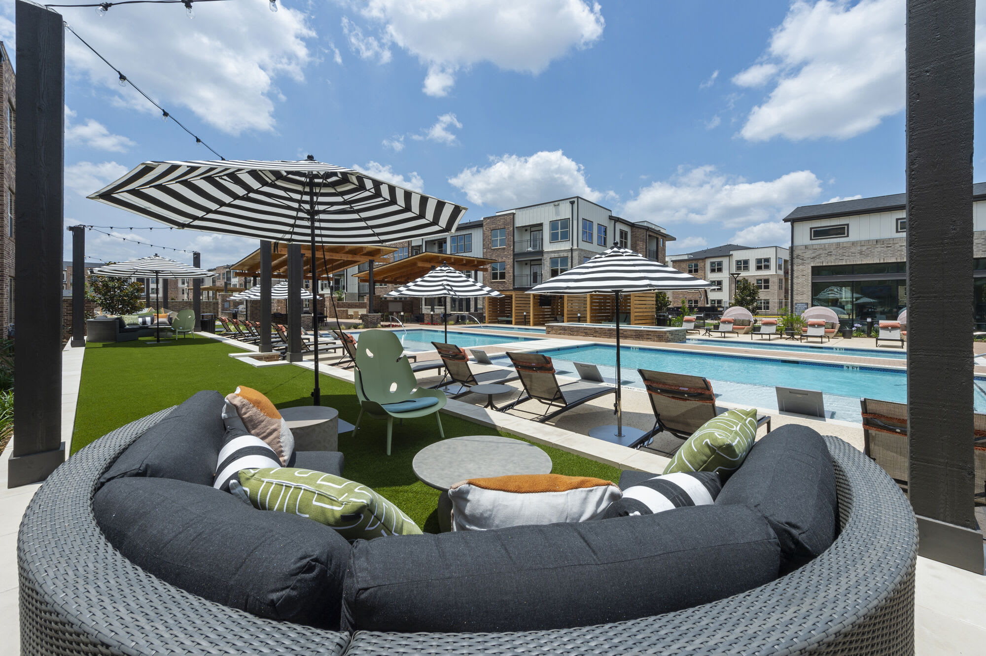 Lenox Grand West – photo 5