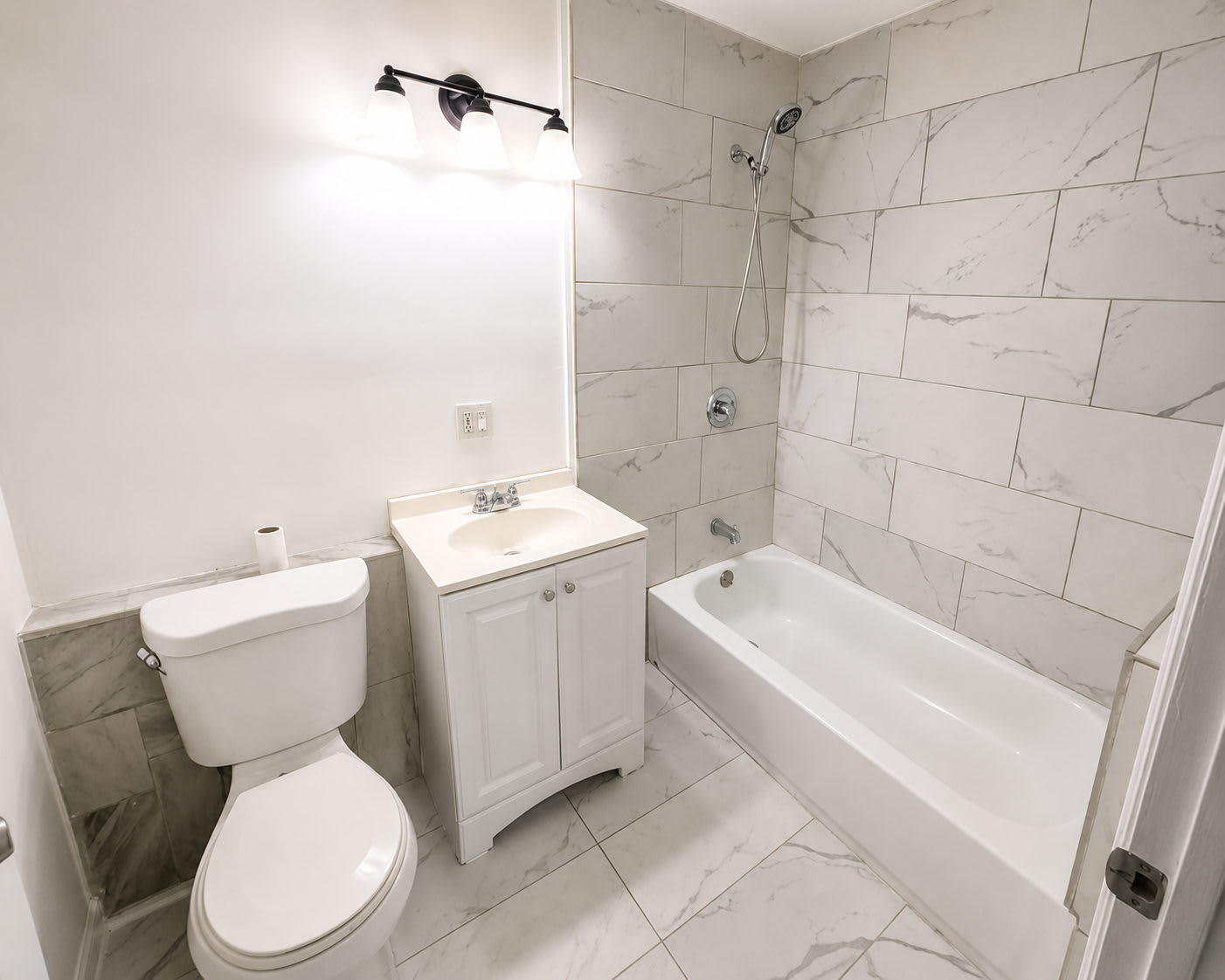 152 South 10Th Street – photo 3