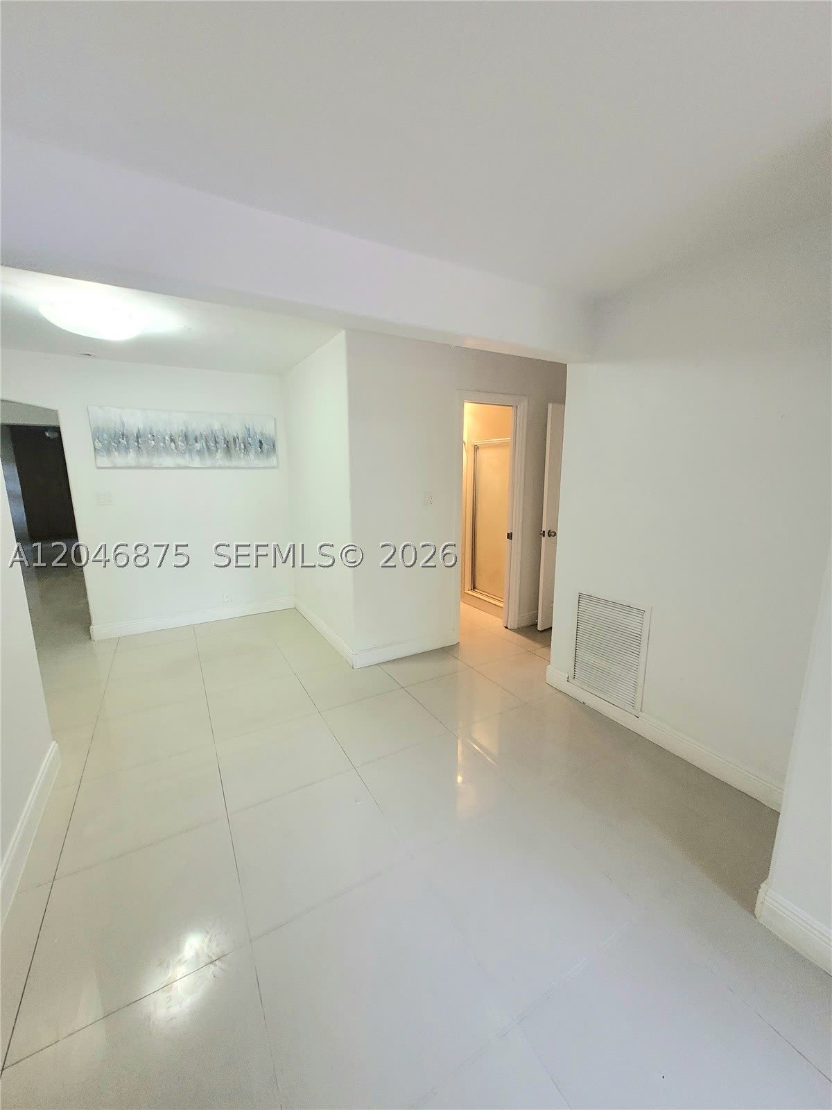 1132 Moffett St – photo 5