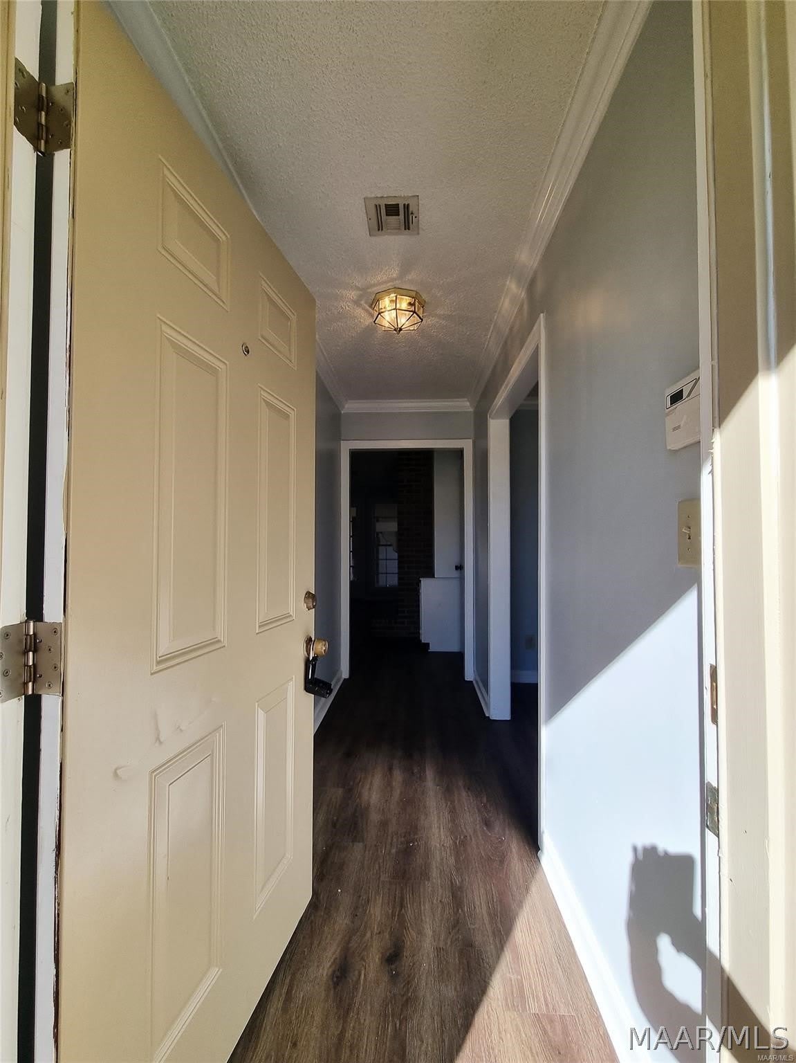 2044 EDINBURGH Drive – photo 4