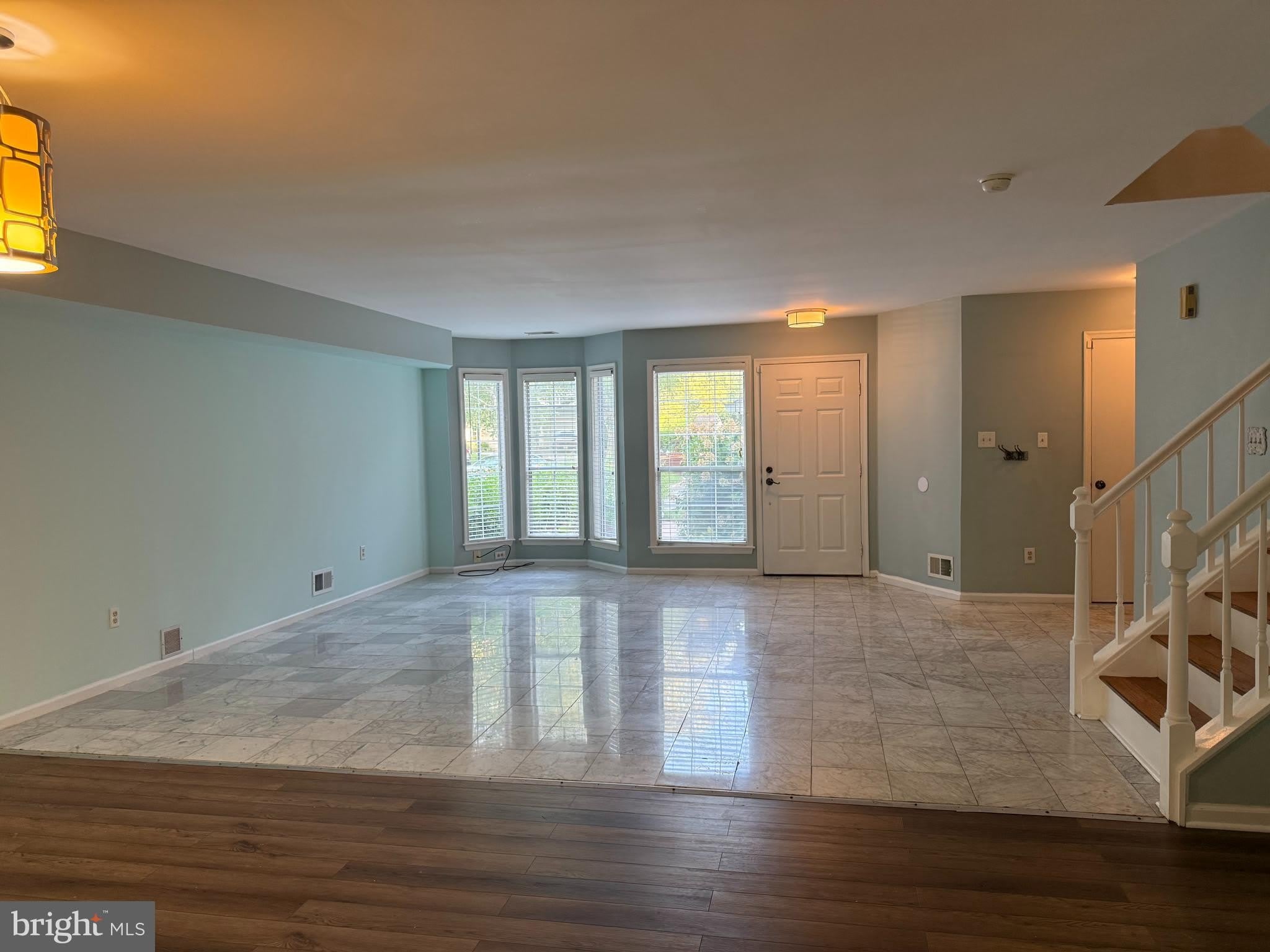 4 KENSINGTON Court – photo 2
