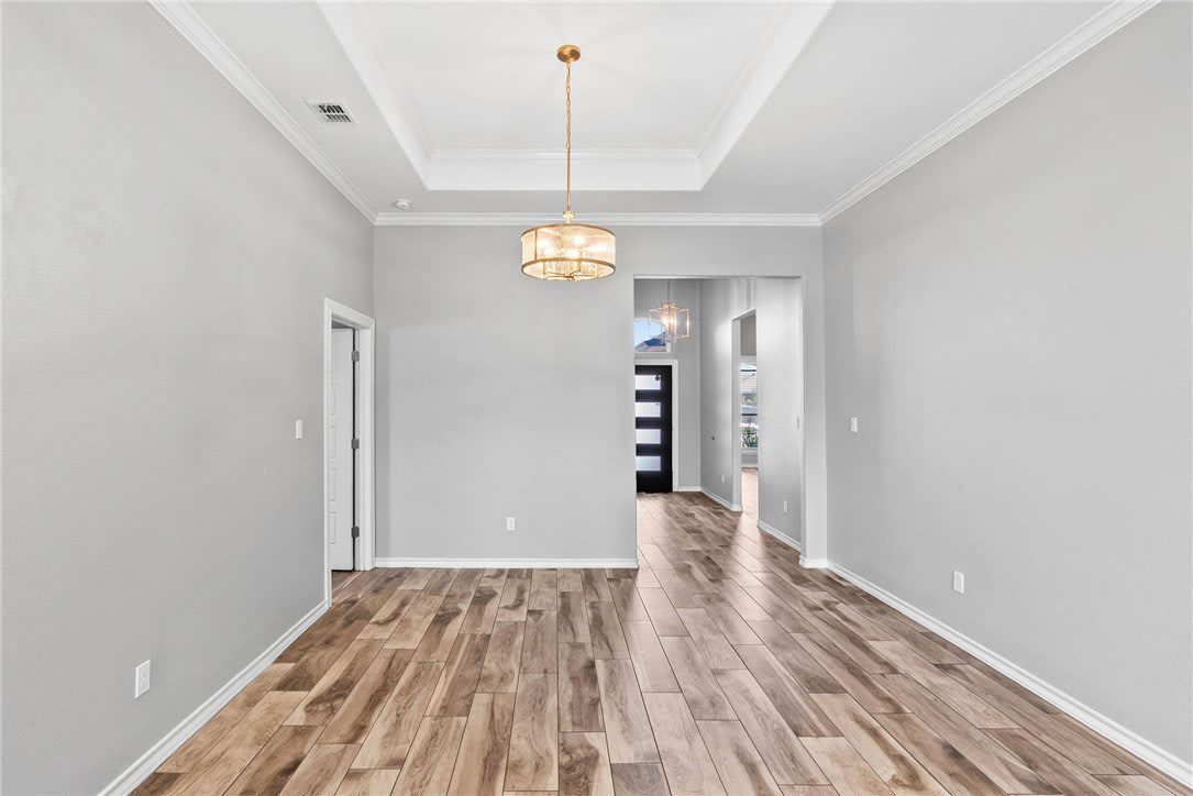 7341 Clapton Drive – photo 4