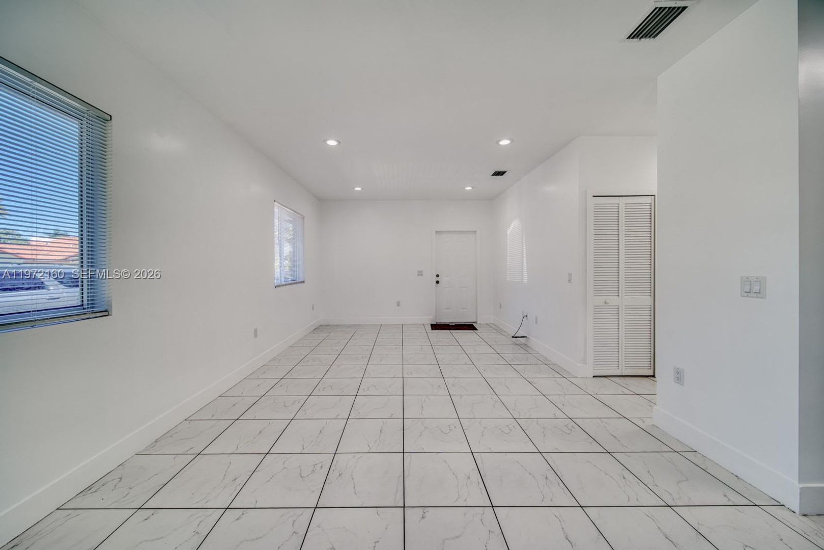 14710 NE 7th Court 14710, Miami, FL 33161 – photo 4