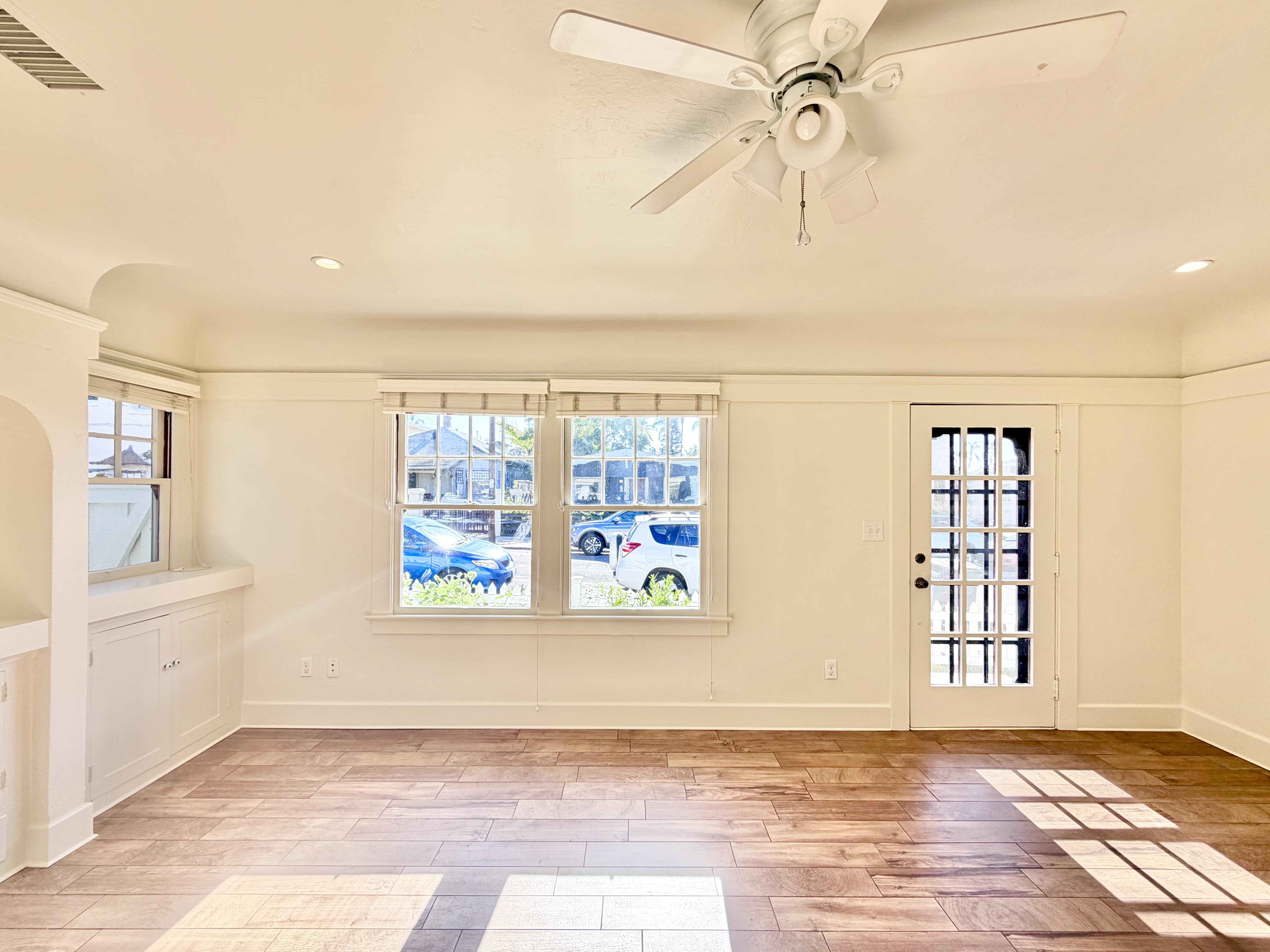 4072 Stephens St – photo 3