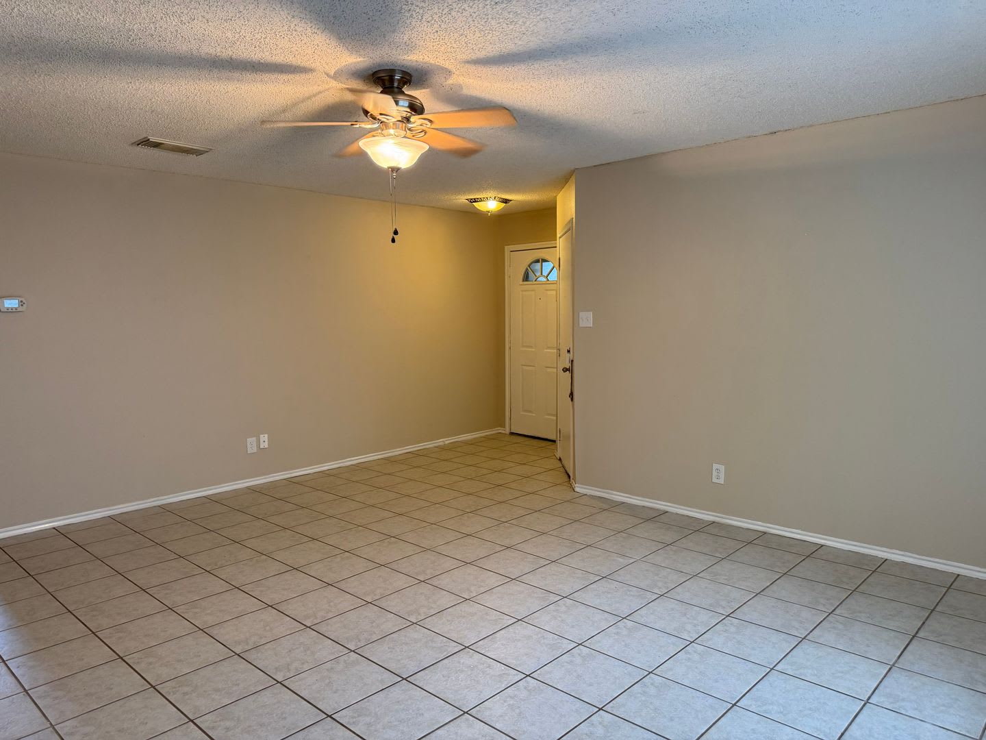 Welcome home to 8003 Chestnut Manor! – photo 5
