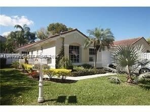 882 Garnet Cir – photo 1