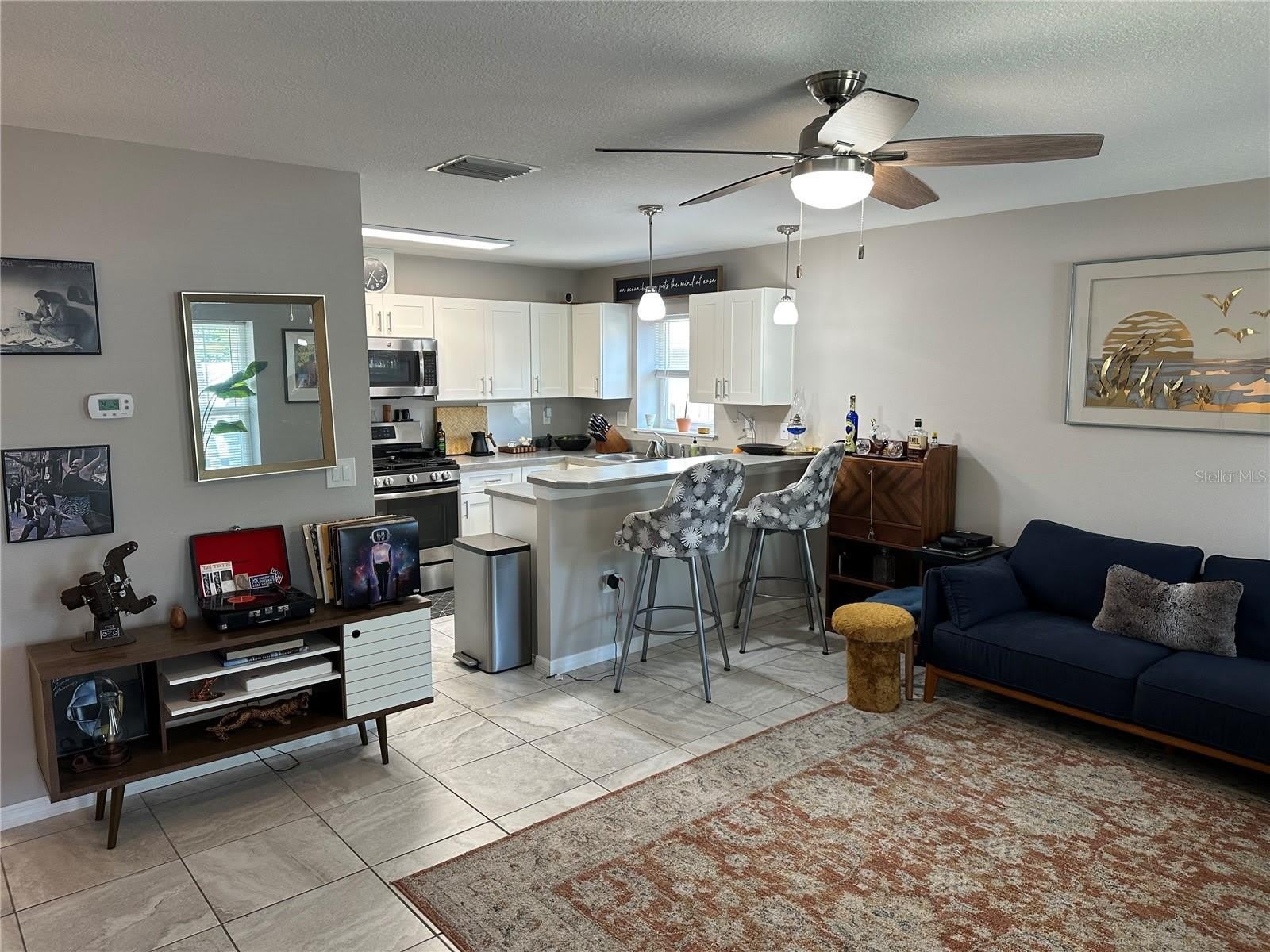 1119 BEVERLY Avenue – photo 3