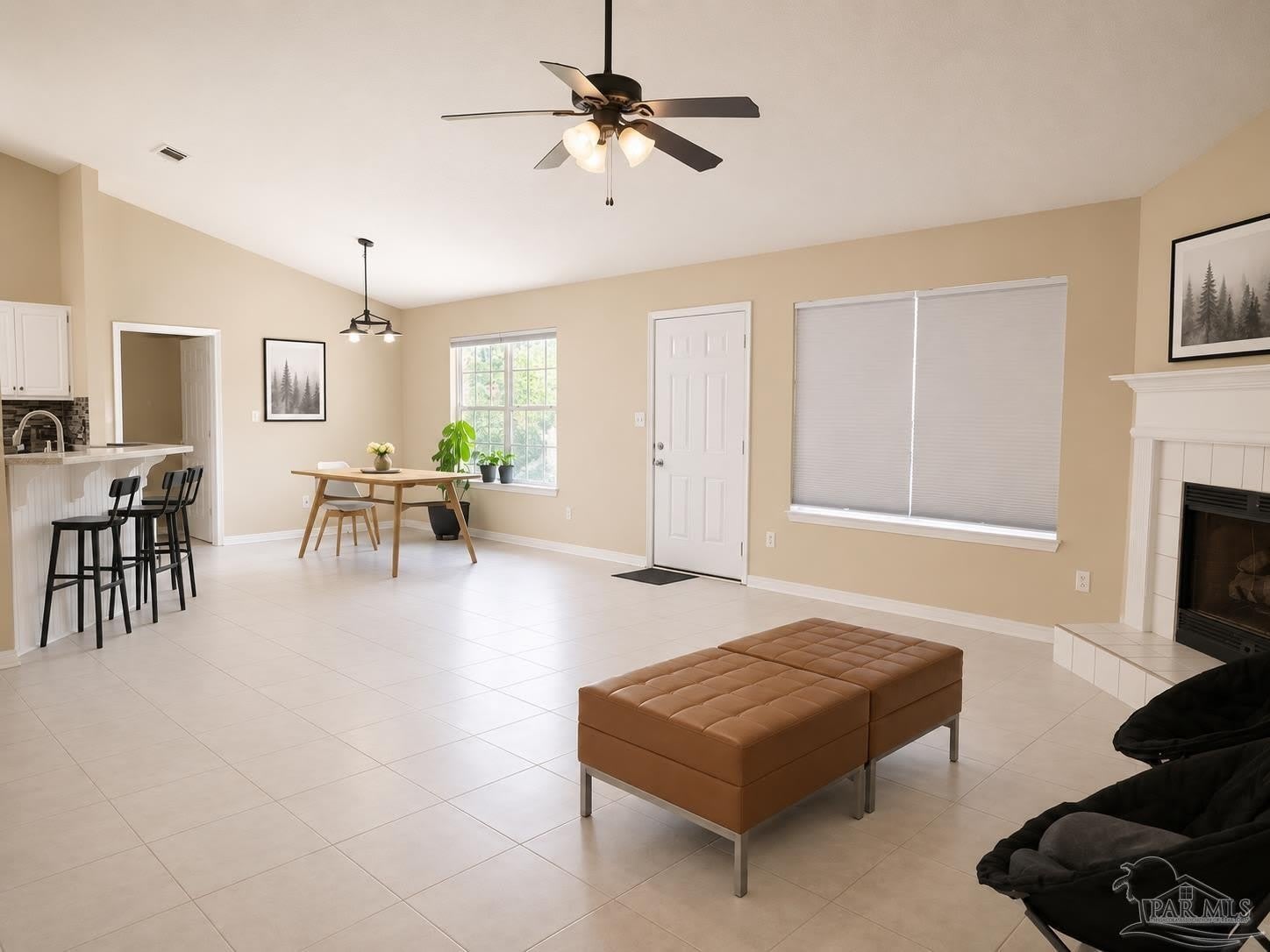 5079 Cassia Dr – photo 2