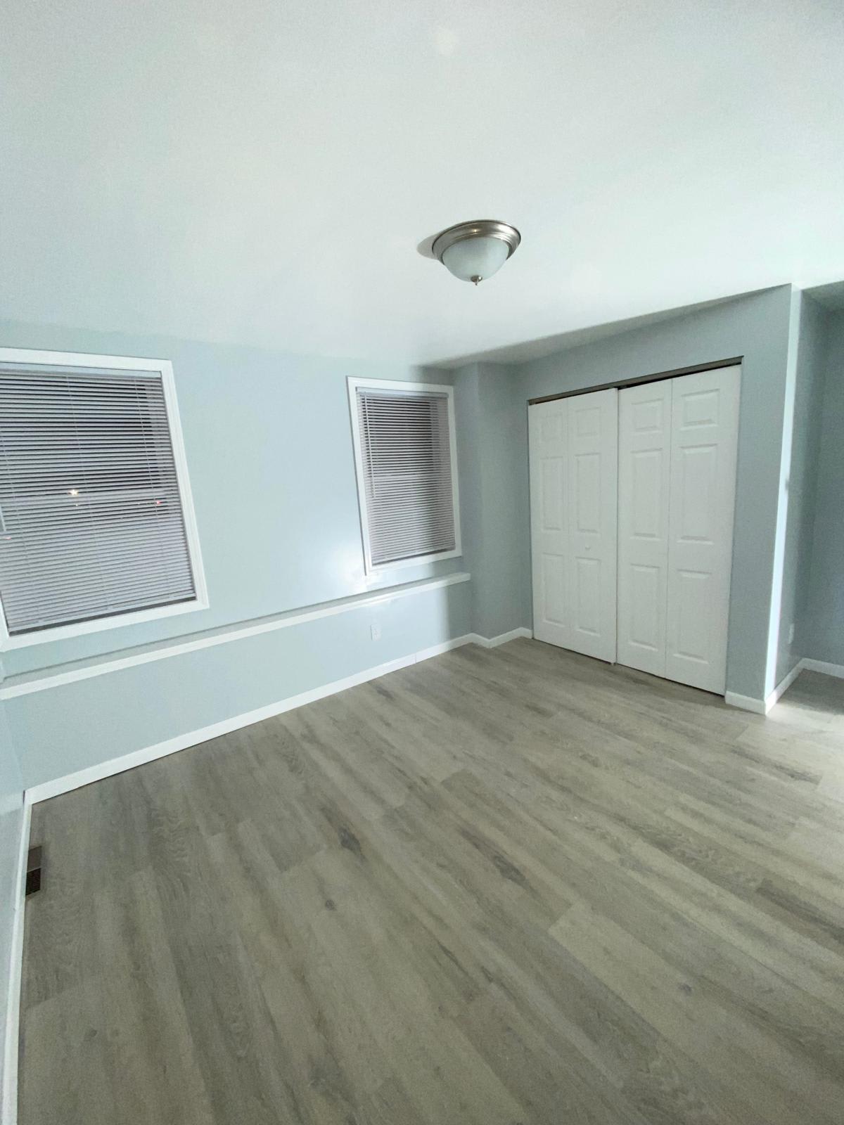 1140 Wolf Street – photo 3