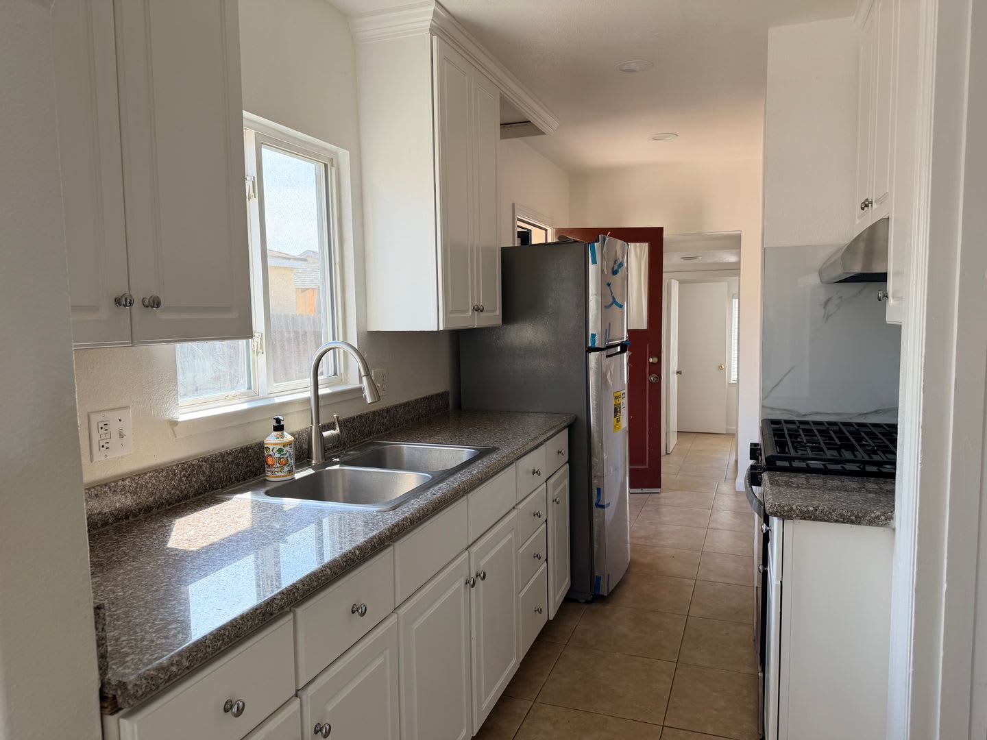 33 W Curtis St – photo 2