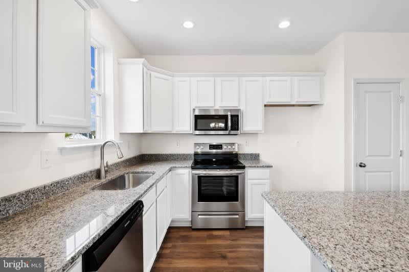 2668 Brownstone Drive – photo 2