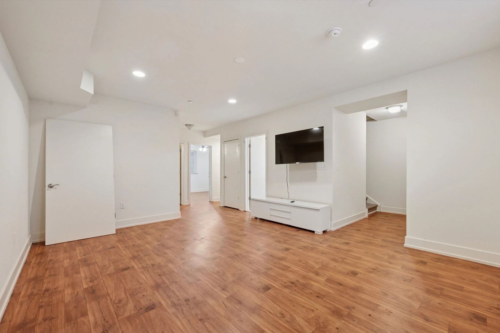 1501 Master St – photo 4