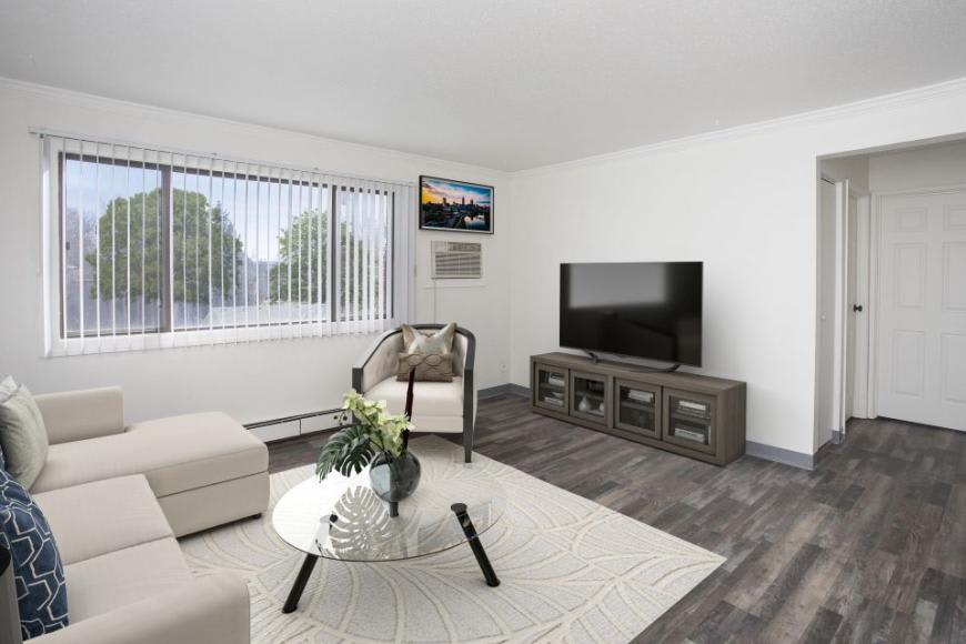 2141 Burnstead Drive – photo 2
