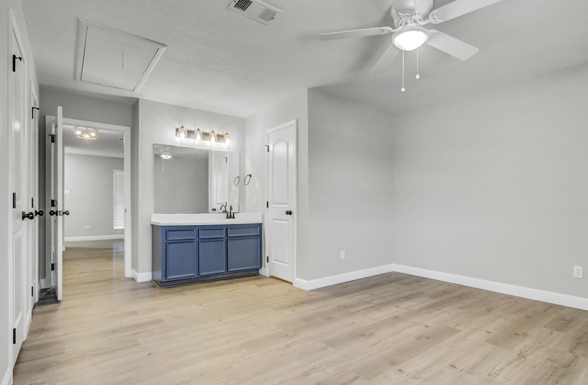 2095 Dowlen Rd – photo 4