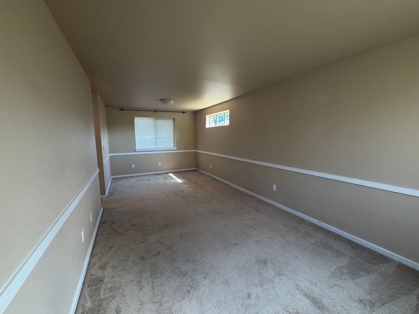 Beautiful Tacoma 4-Bedroom! Apply Today! – photo 3