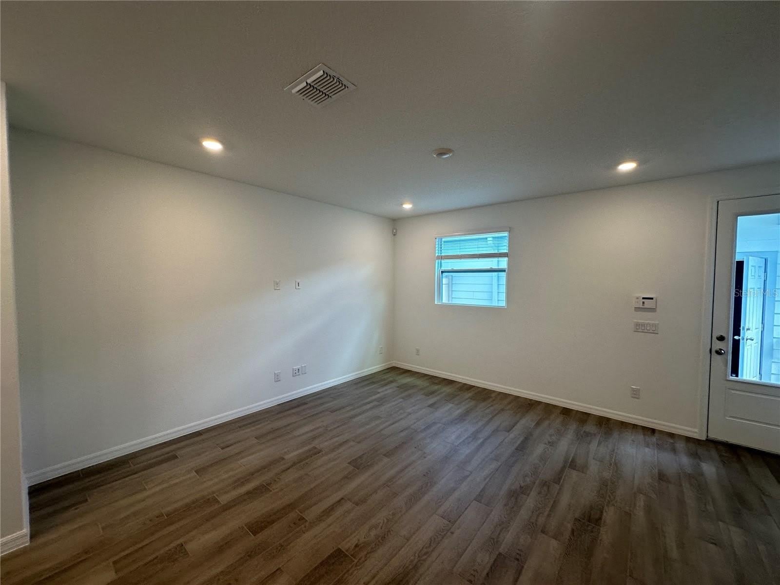 6541 Cyrils Drive – photo 4