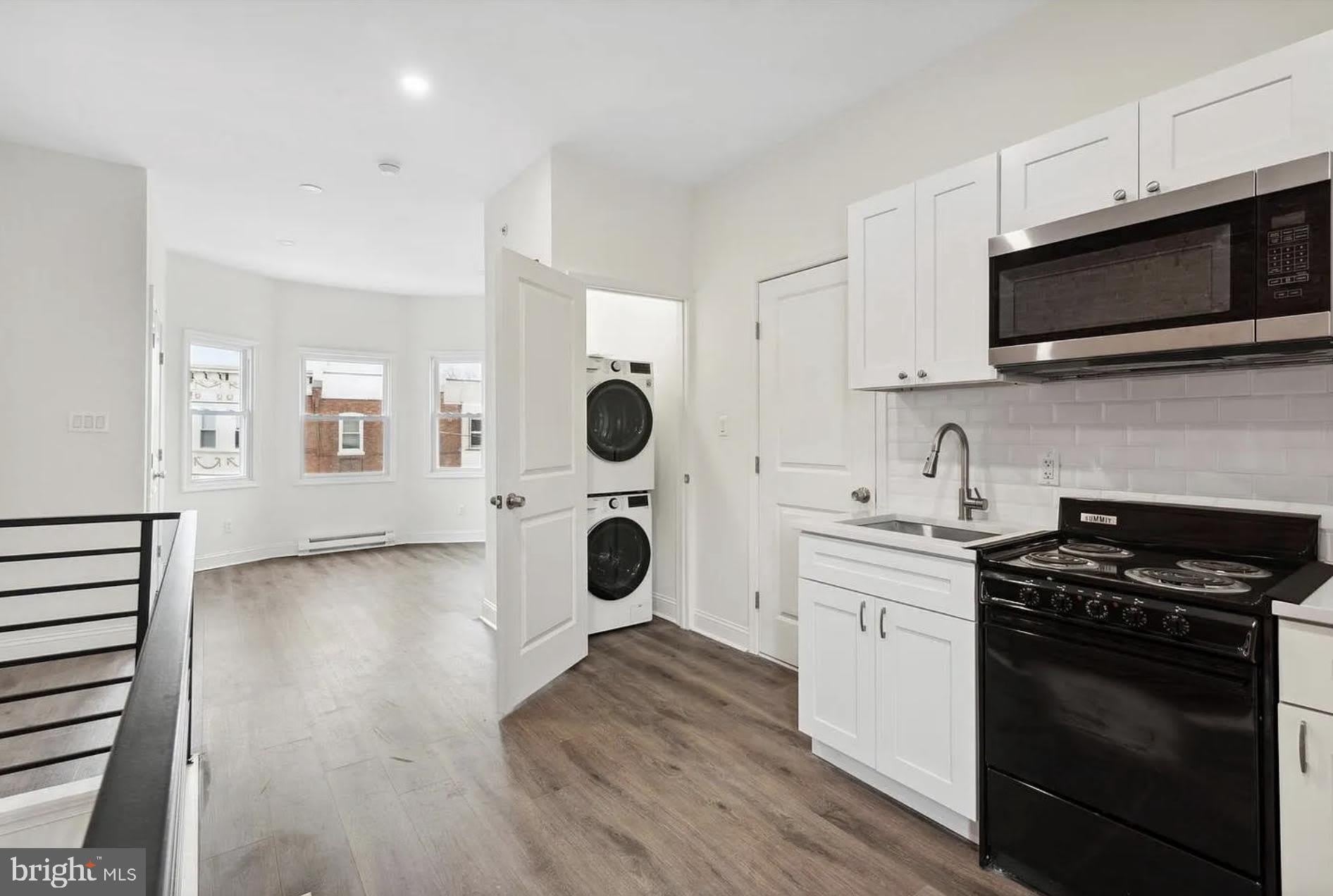 320 N 62ND Street – photo 2