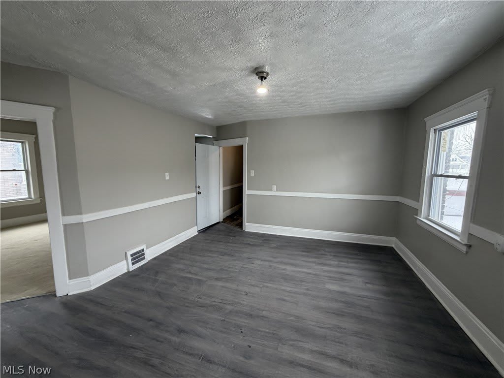 15340 Yorick Avenue – photo 5