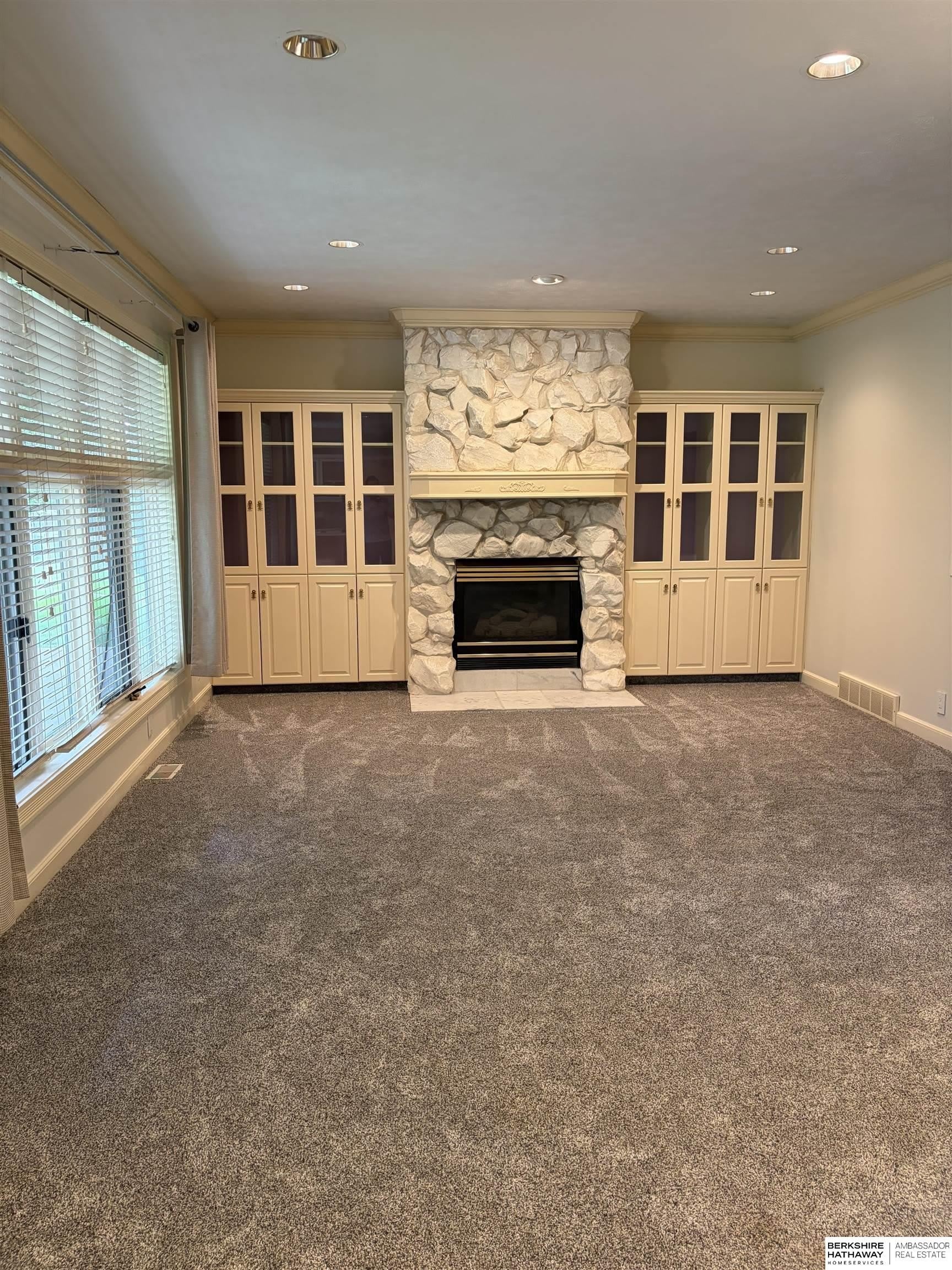 16767 J Circle – photo 4