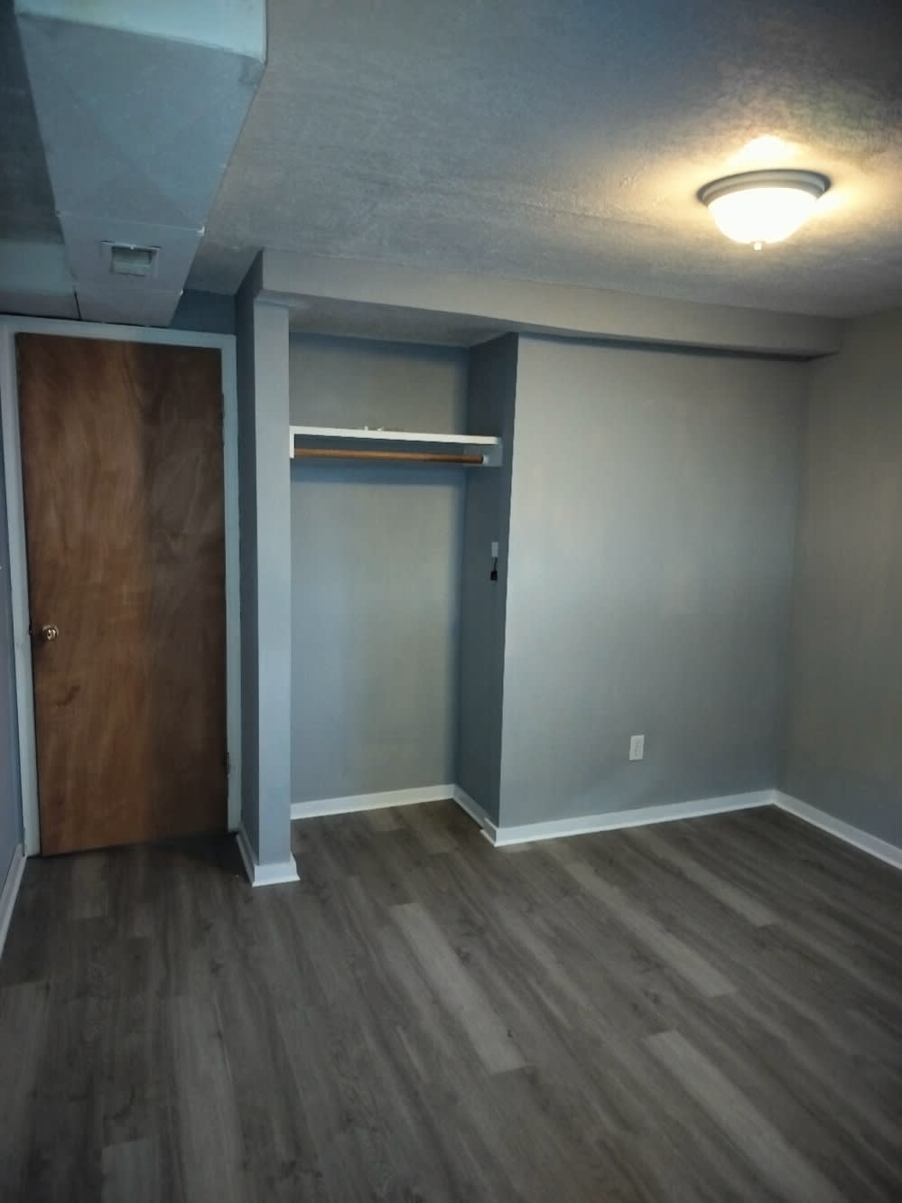 Room for Rent 1125 Maple Drive – photo 2