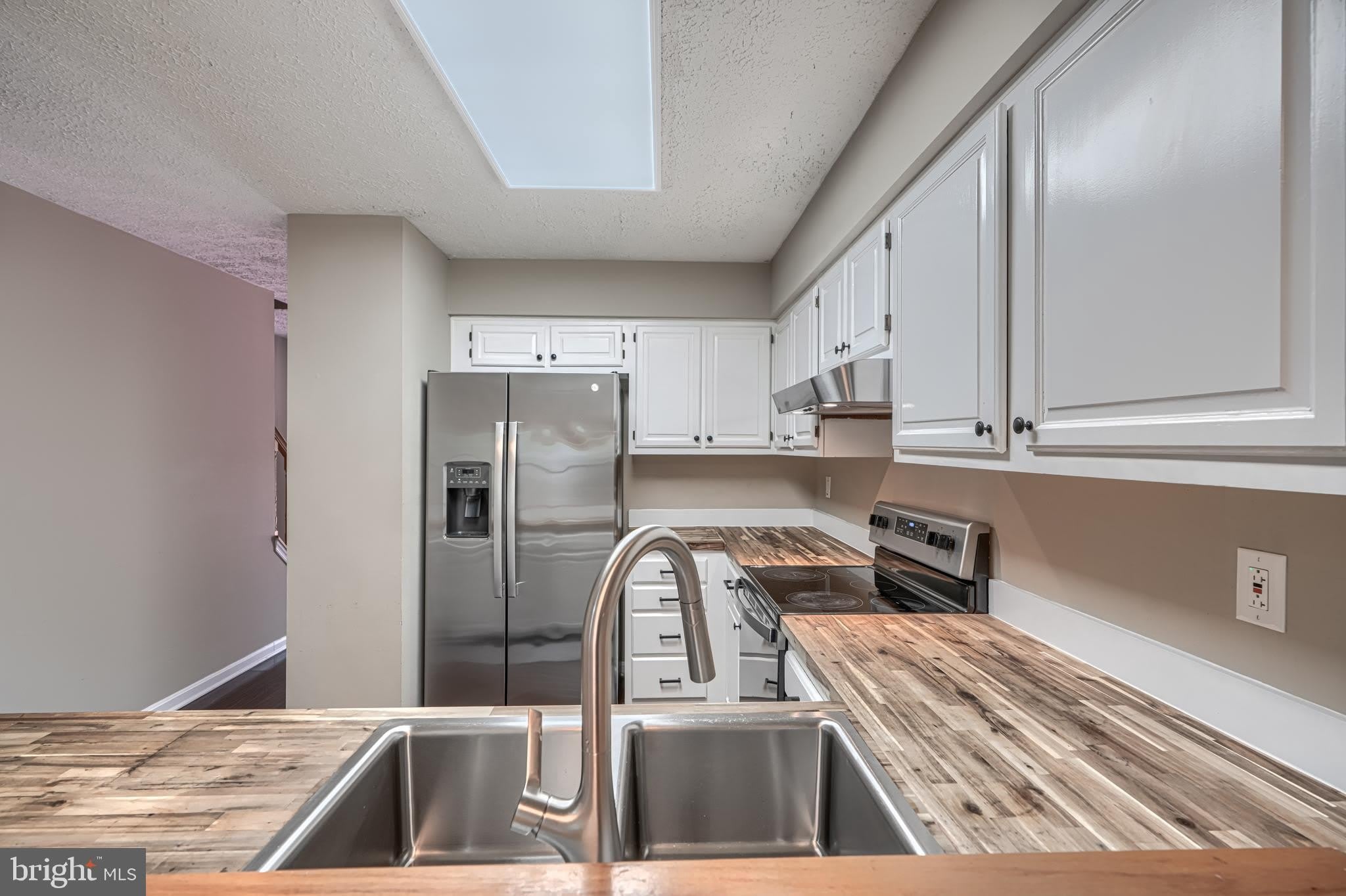 2332 DARBY Court – photo 5