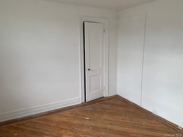 1181 Sackett Ave – photo 3