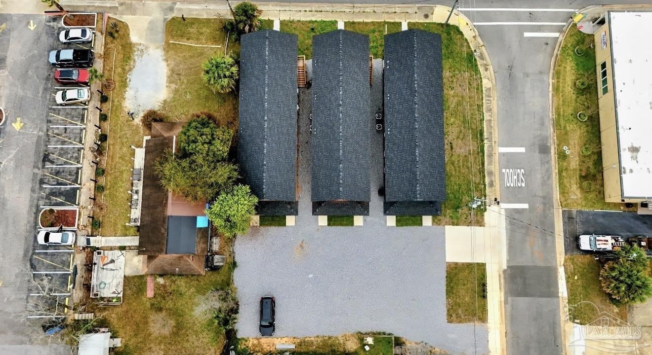 315 N Pace Blvd – photo 4