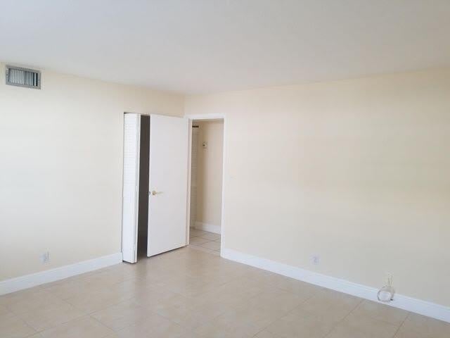 720 N Dixie Highway – photo 5