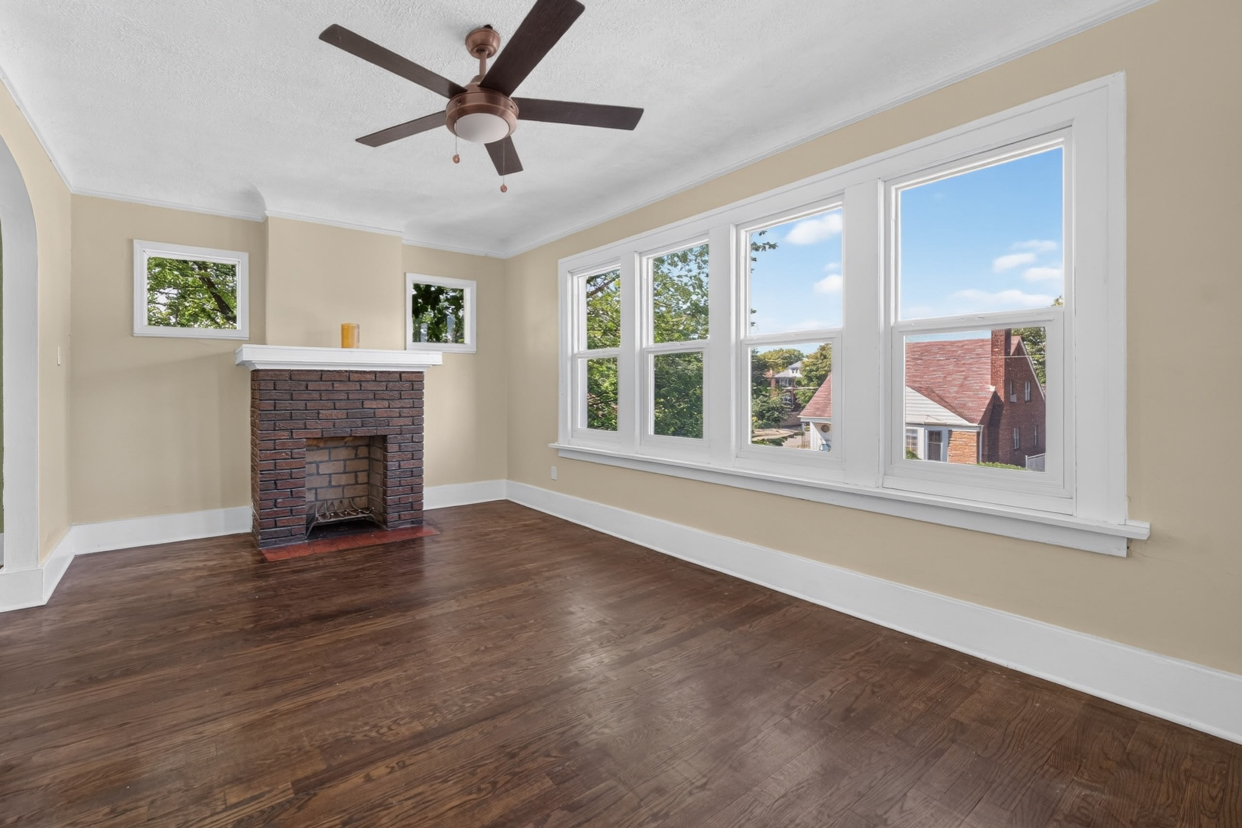 4812 Chalmers St – photo 4