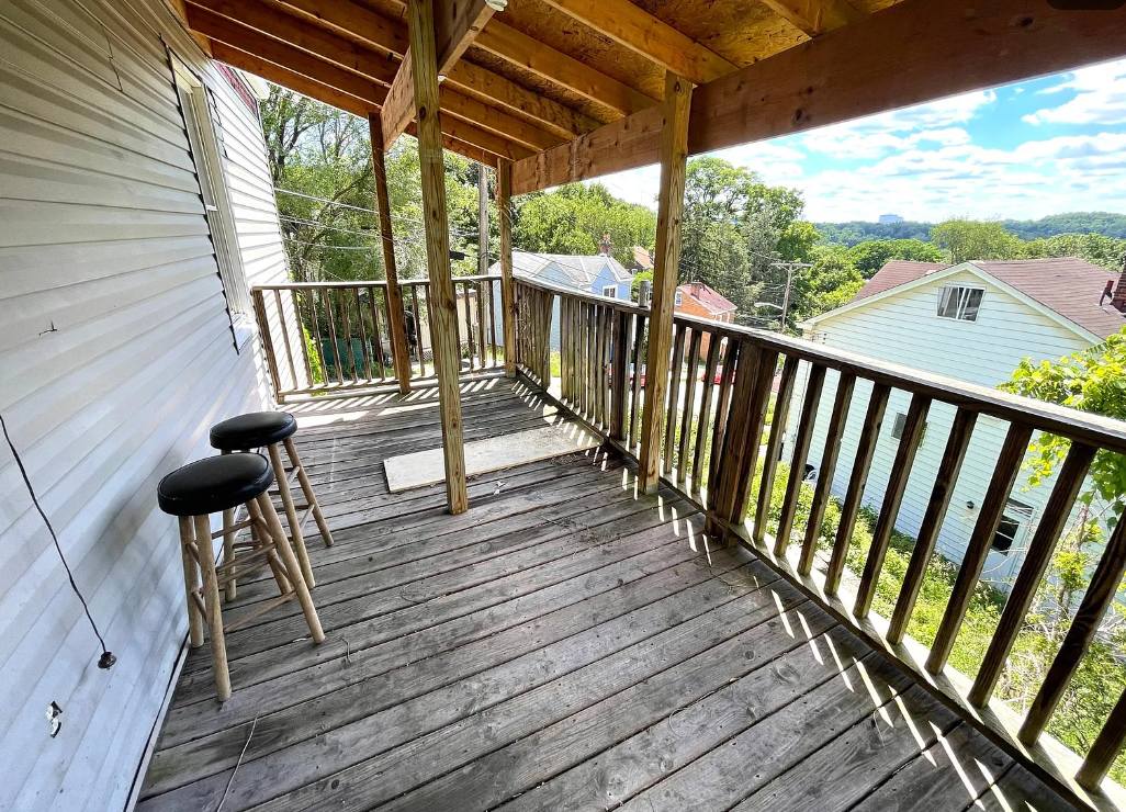464 Natchez Street – photo 2
