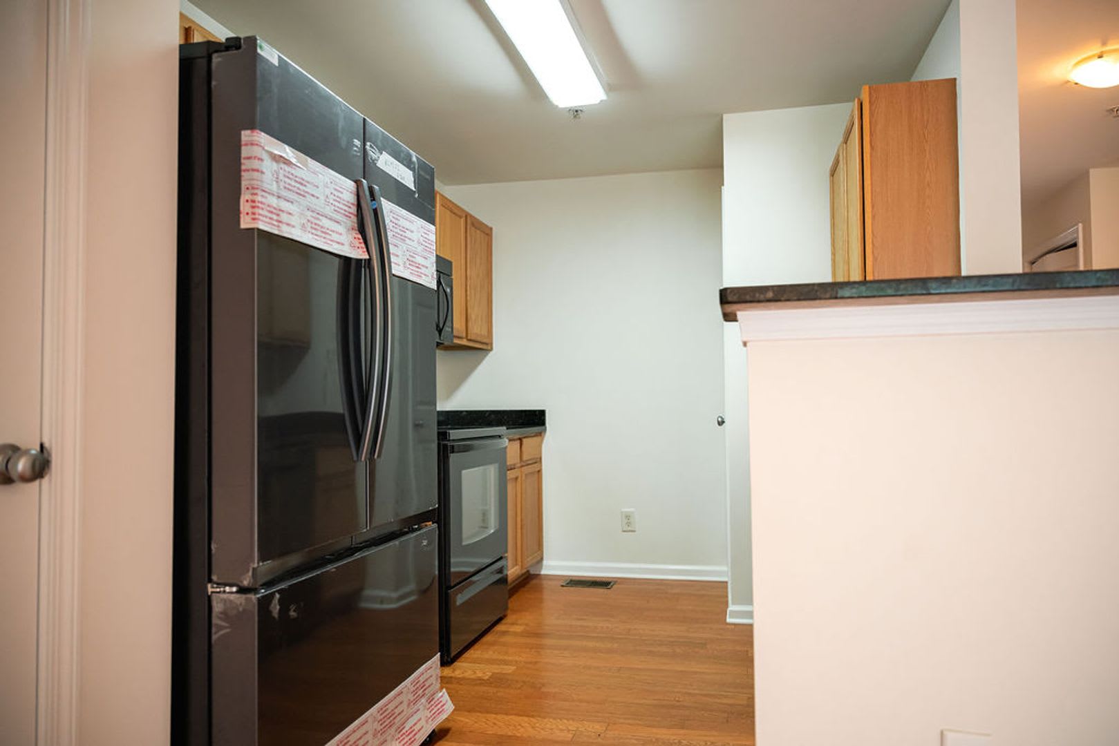 Stylish Condo with Dual Primary Suites and Community Pool – photo 4