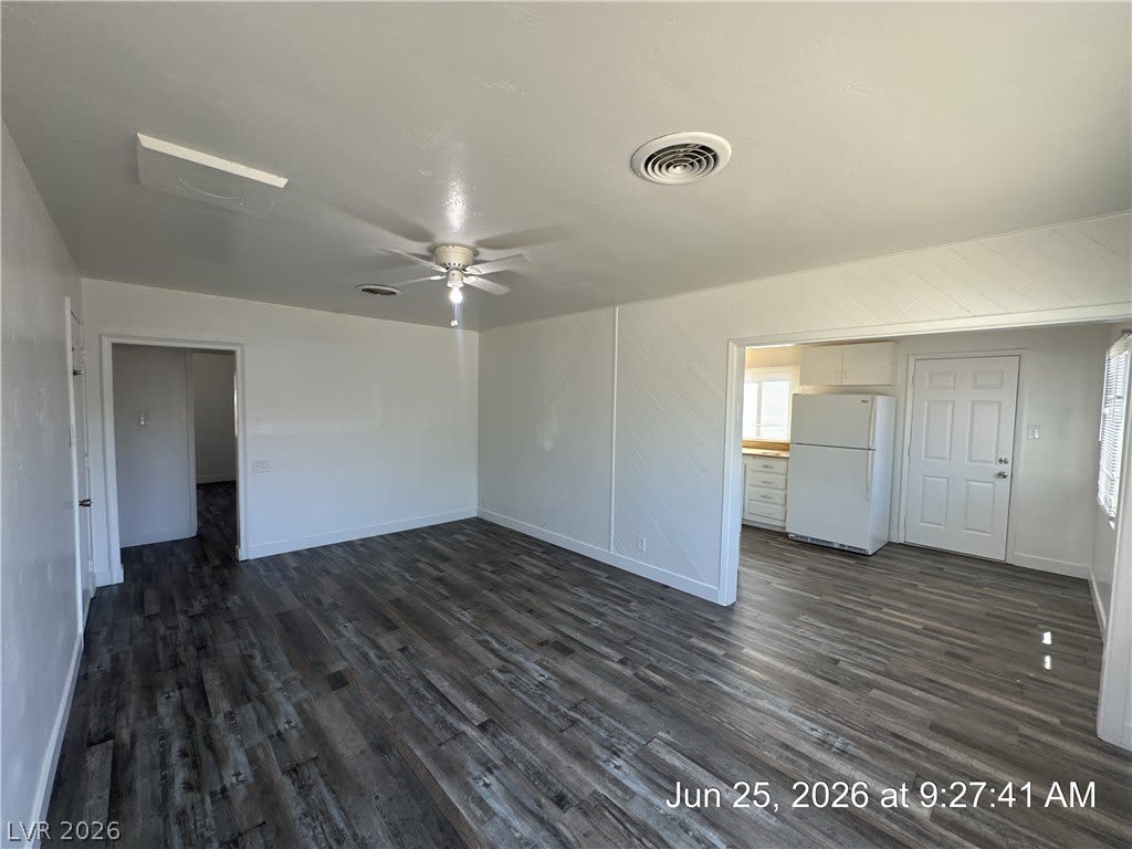 148 W Victory Road – photo 5