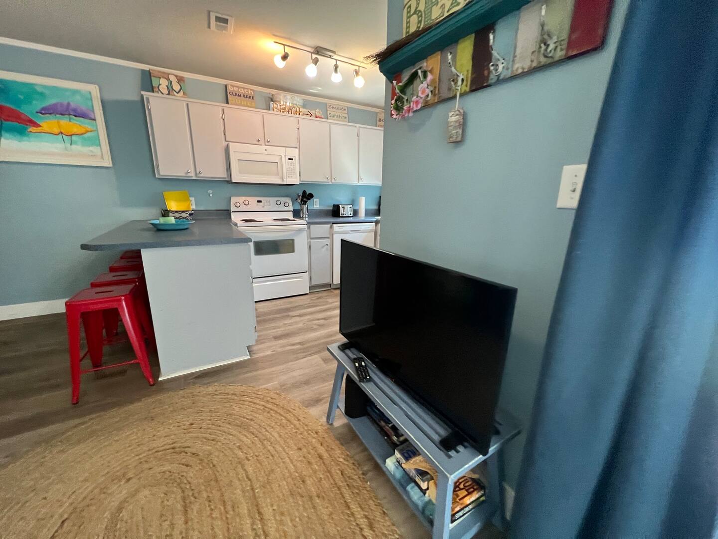 11 Beachside Drive Unit 812 1 – photo 3
