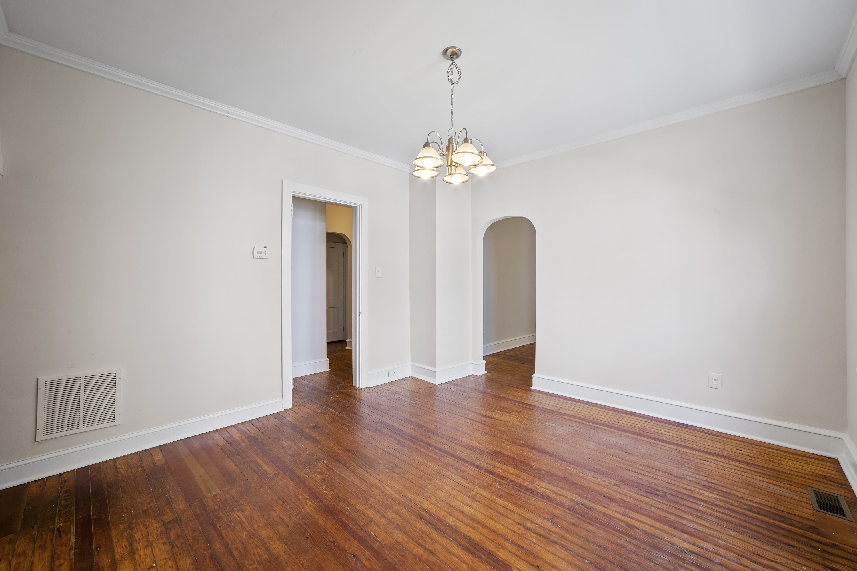34-36 S Woodland Ave – photo 5
