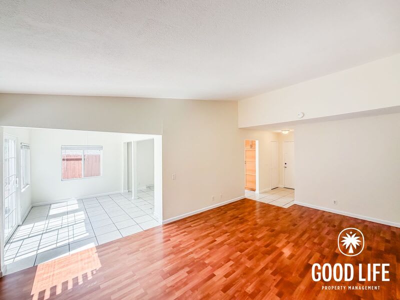 6645 Amberly St – photo 4